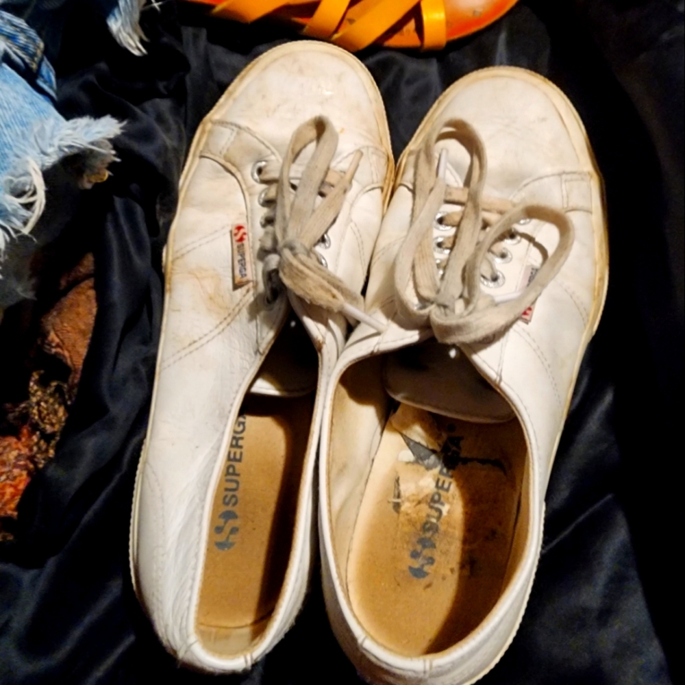 Supra gently distressed white kix